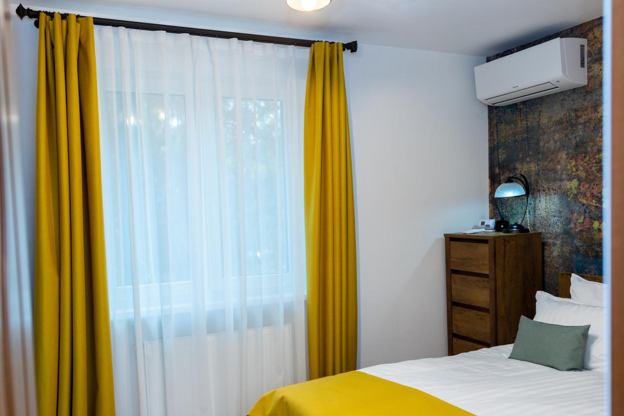 Apartament Octavia Hunedoara Extérieur photo